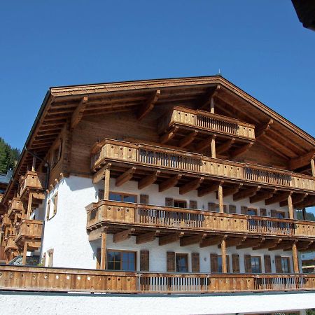 Holiday Home With Snow Covered Views Hollersbach im Pinzgau Kültér fotó