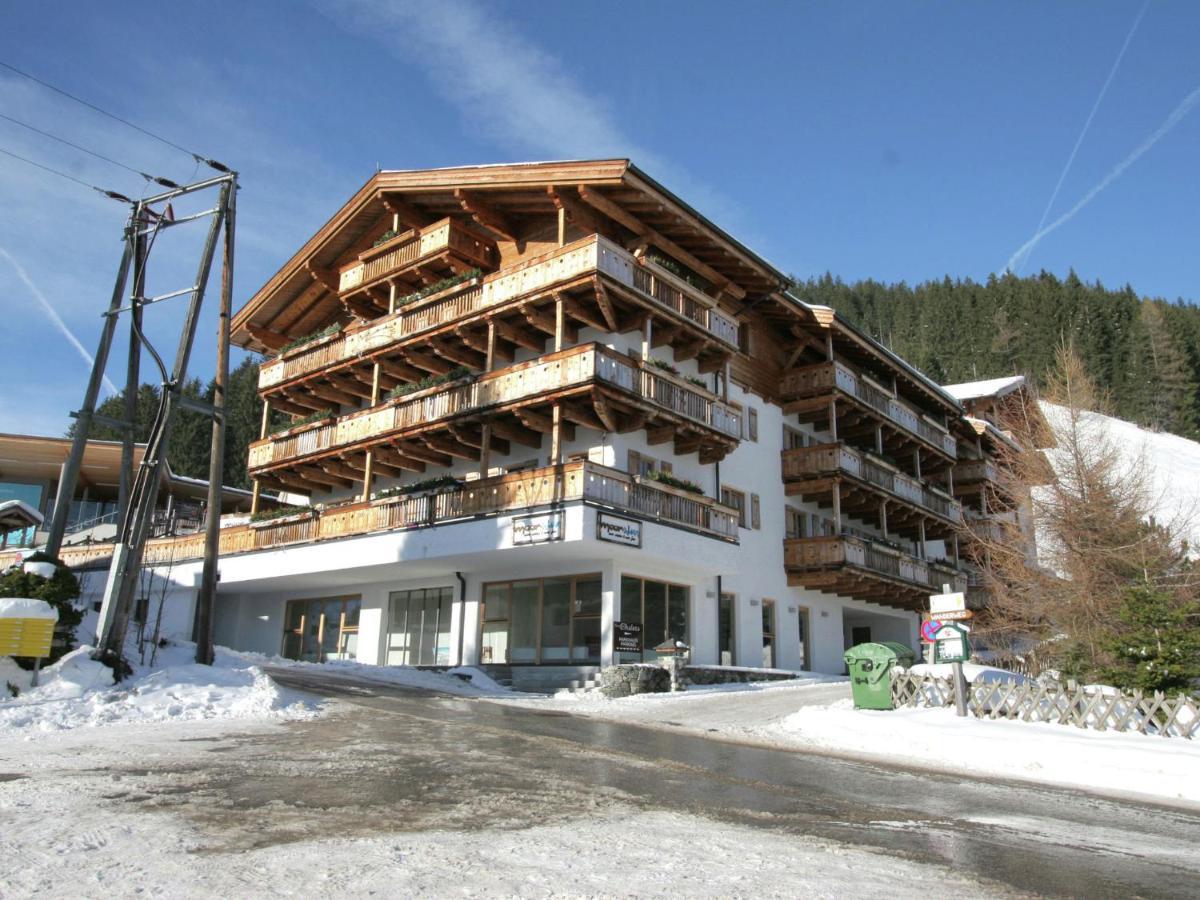 Holiday Home With Snow Covered Views Hollersbach im Pinzgau Kültér fotó