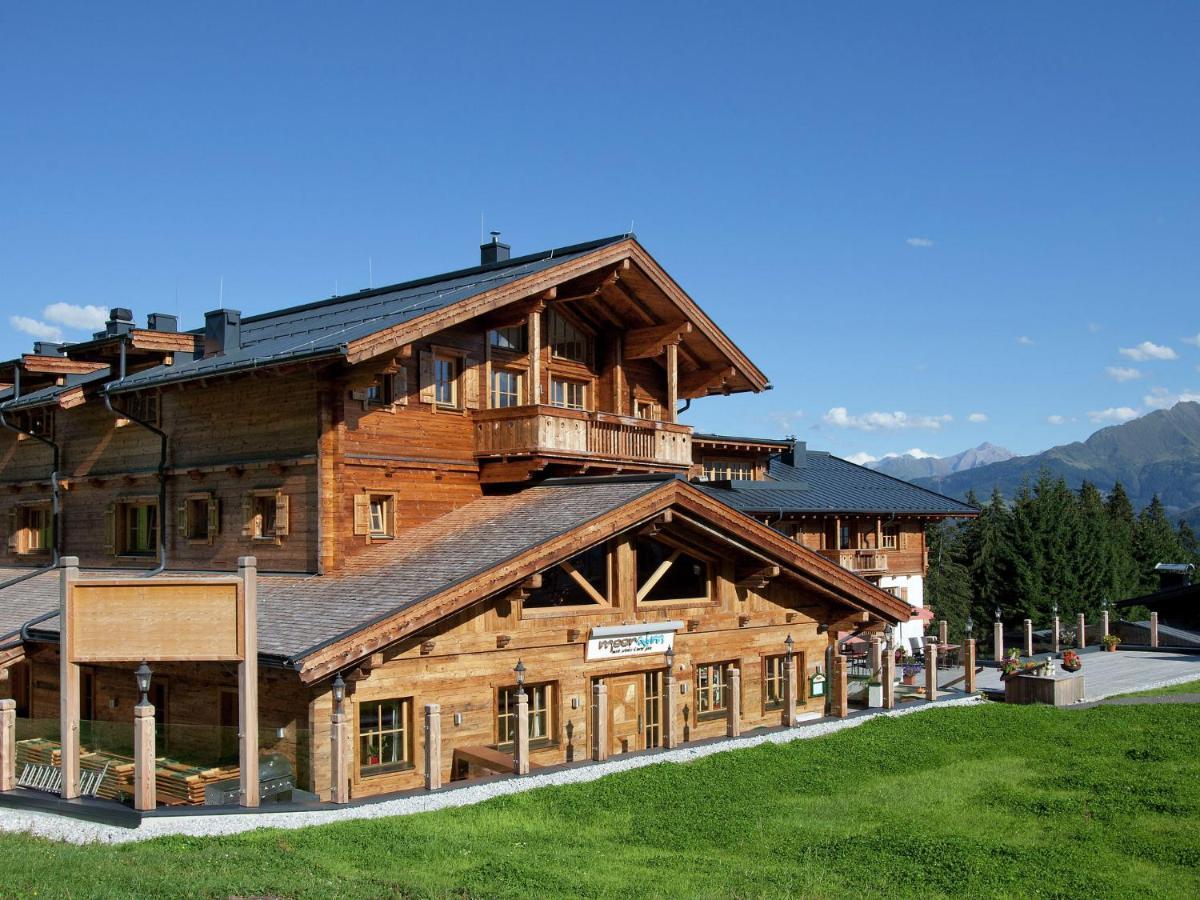 Holiday Home With Snow Covered Views Hollersbach im Pinzgau Kültér fotó